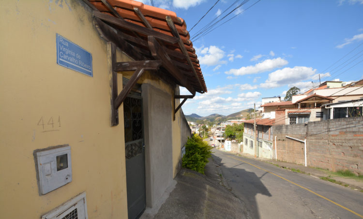 Desordem de endereços provoca transtornos em bairros 1 Endereços com problemas 6 e1506193373281