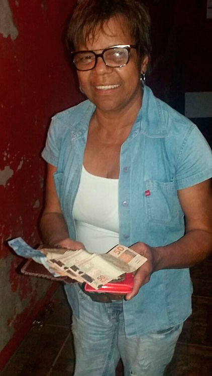 Foto: Divulgação/PM dinheiro encontrado pela pm 2