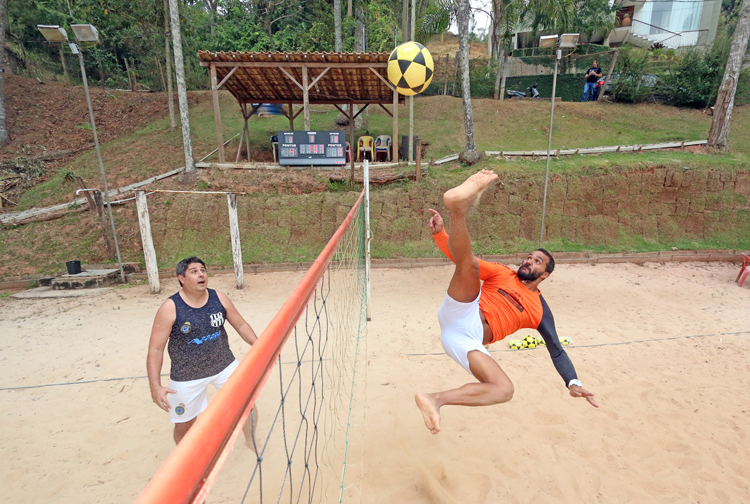 Futevôlei em alta em JF até dezembro 1 esp futvolei