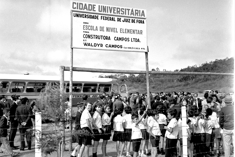 Mostra conta história da UFJF em imagens 4 uffff