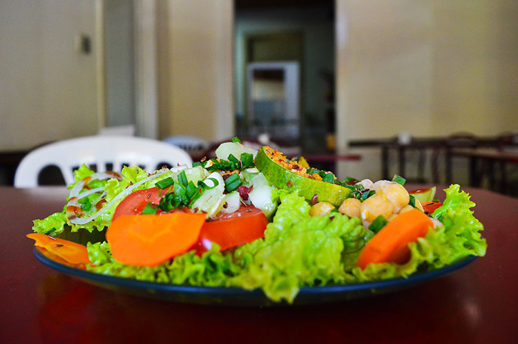Cinco lugares para comer saladas bacanas em Juiz de Fora 5 vegetariano jf