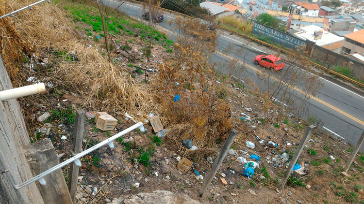 Leitores reclamam de depósito de lixo irregular no Vivendas da Serra 1 vu vivendas da serra