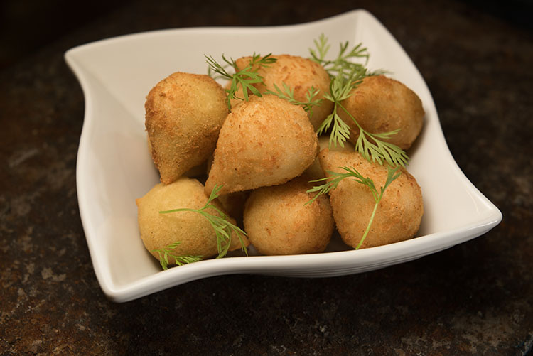 Coxinha frango requeijao
