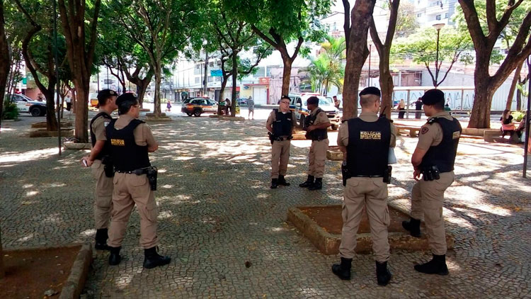 500 PMs se concentram na Praça do São Mateus 1 operaçao marcelo interna
