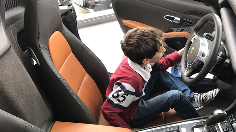 Luxo que não é brincadeira 1 porshe2