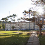 Universidade em Minas abre vagas para professores de Medicina e Jornalismo com salários de até R$ 26,3 mil 20 ufv1