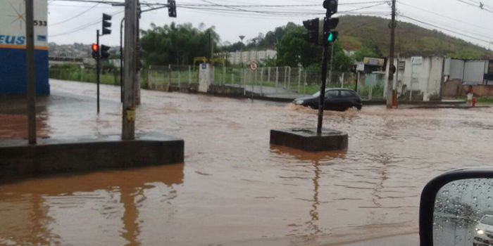 JF registra diversos pontos de alagamento nesta manhã 1 Chuva Nova Era