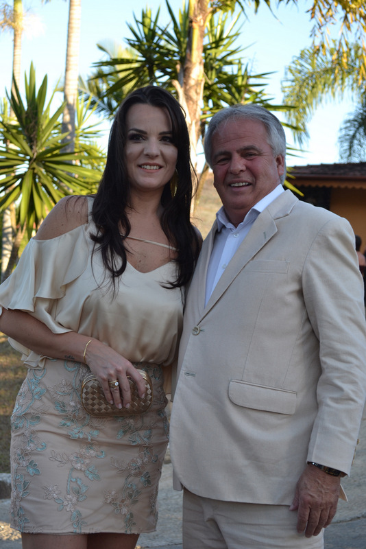 Andréa Gomes e Carlos Alberto Ferreira em tarde social Foto: Toninho Carvalho