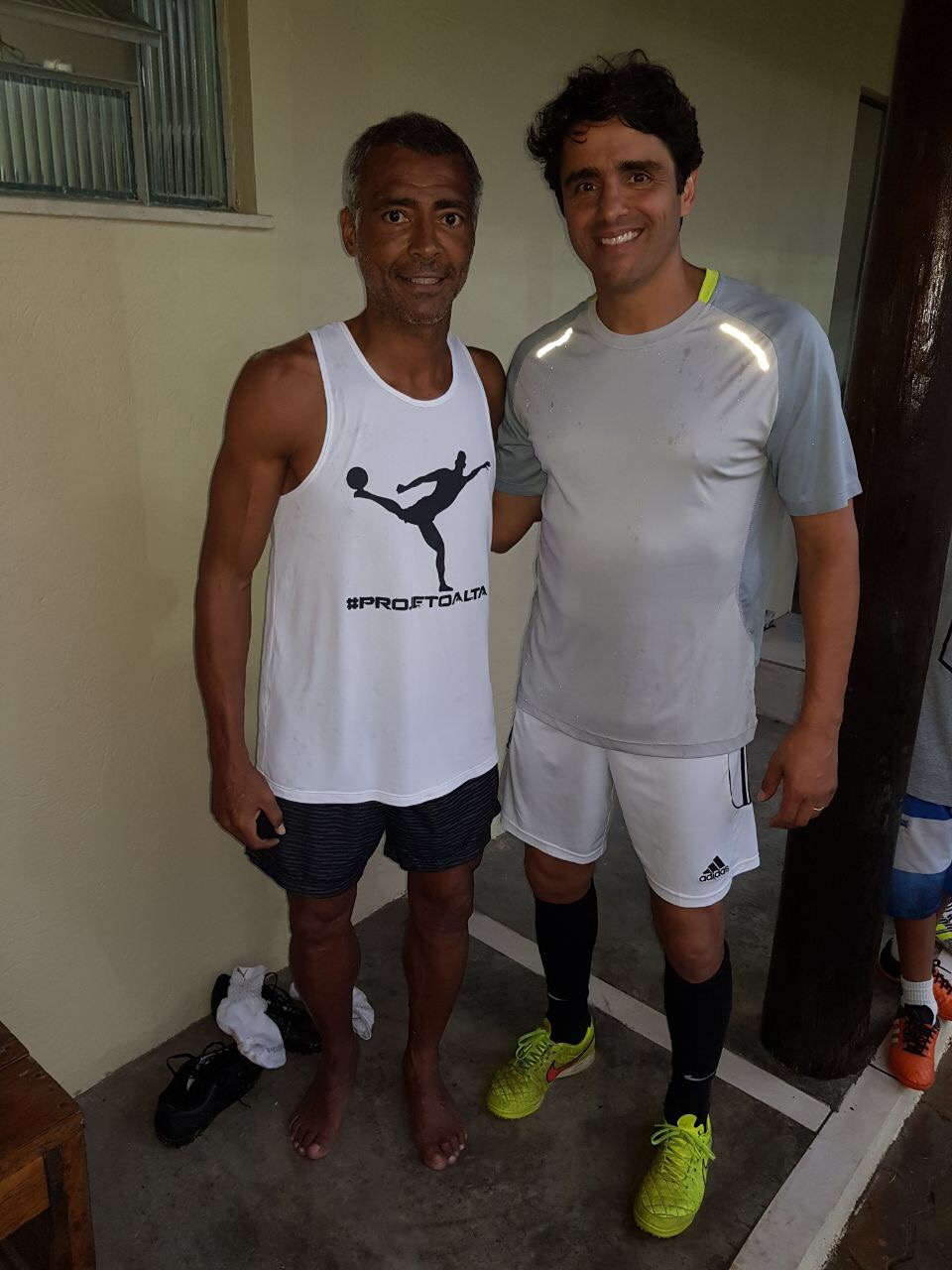 Romário-e-Valério-Ribeiro-101117-SEM-RESOLUÇÃO Romário-e-Valério-Ribeiro-101117-SEM-RESOLUÇÃO