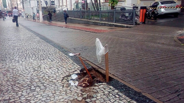 (Foto: Marcelo Ribeiro) VU calçadão