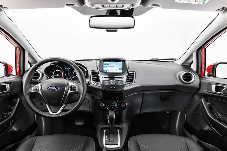 Ford capricha na versão 2018 do Fiesta 11 ap281117 05