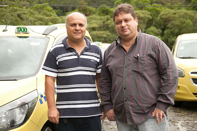 Rastreamento: segurança reforçada para taxistas e usuários 1 app taxi 8