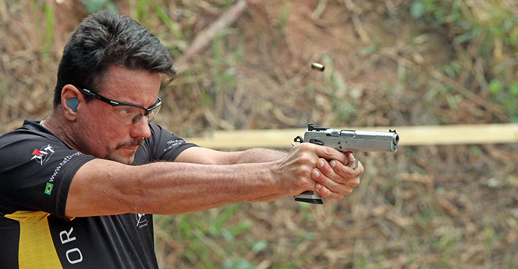 (Foto: Leonardo Costa) esp tiro pratico