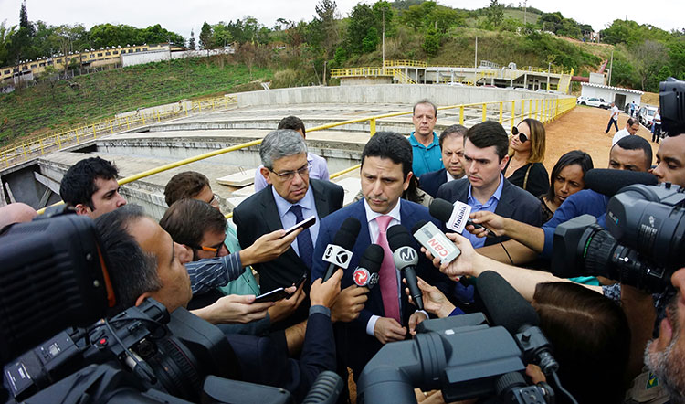 Foto: Olavo Prazeres ministro olavo 2