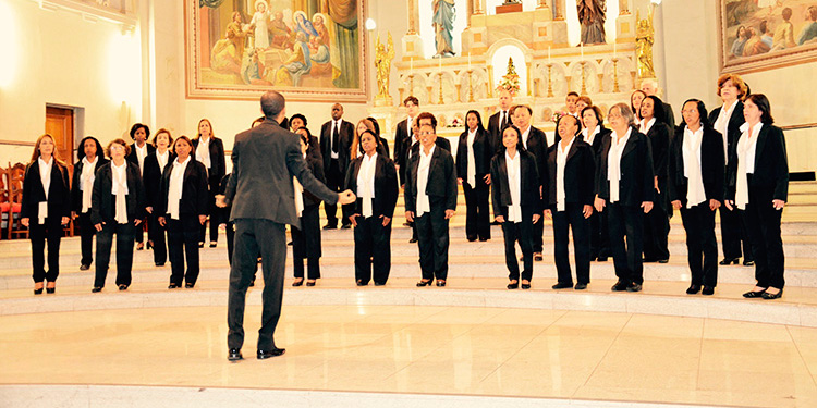CULT coral arquidiocesan1