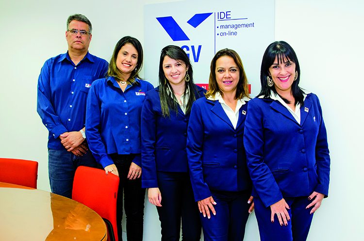 O que altos executivos têm em comum? 1 Equipe FGV