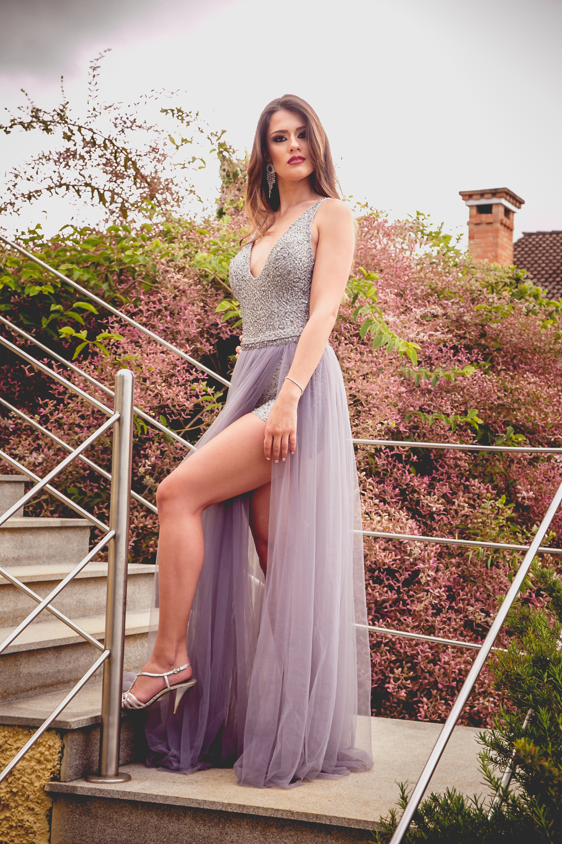 Florinha do Carmo e a mãe Jandira Rossini com Alda Oliveira em noite social no Marcellu's Aero 2 O charme e a beleza de Mylla Moreira em 'flash' exclusivo para a edição de Natal Foto: Júnior Faria