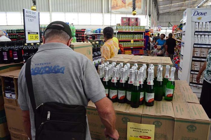 Preparativos para virada aquecem comércio 2 compra olavo