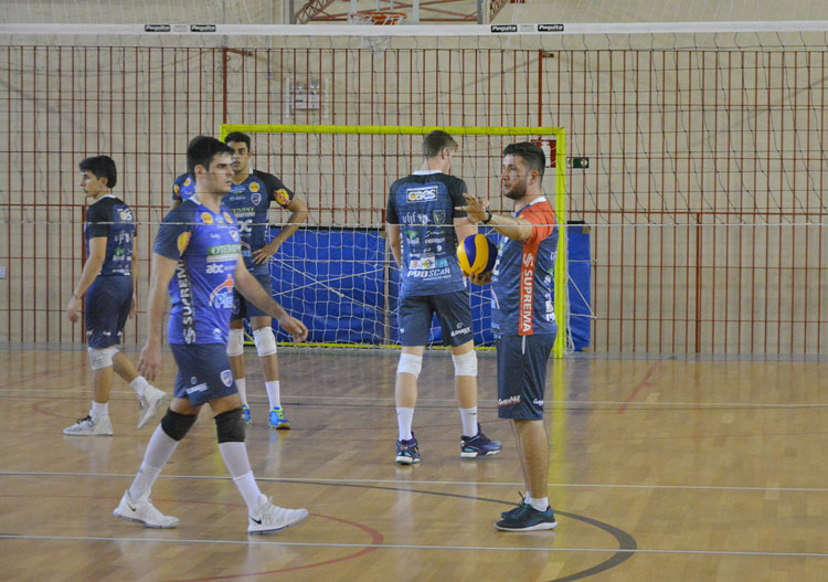 (Foto: Marcelo Ribeiro) esp JF Vôlei