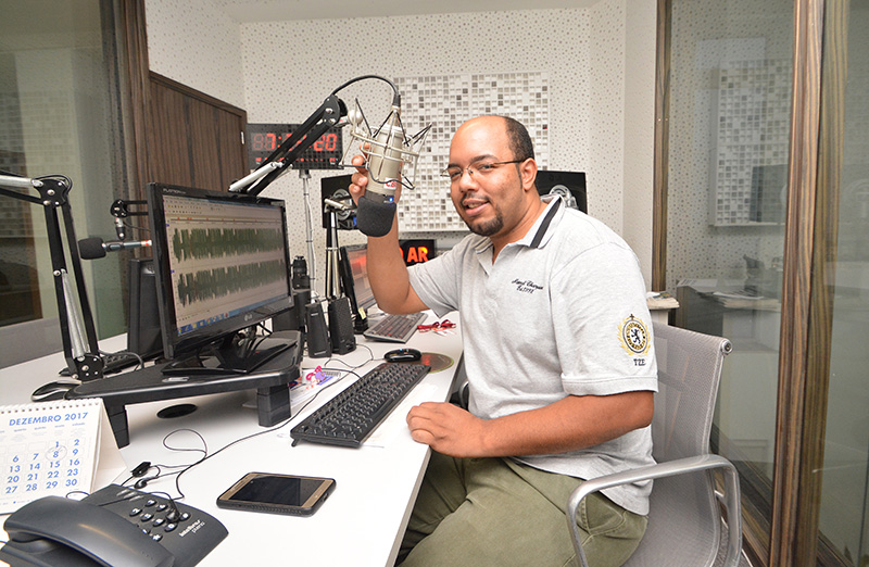 Josimar e o rádio como companheiro 2 josimar02