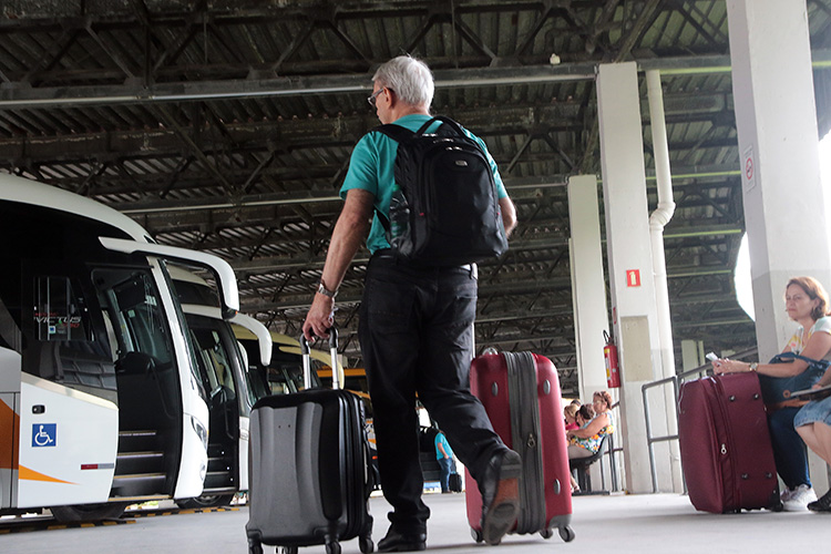 Passagens intermunicipais terão reajuste de 3,3% 1 onibus priamo interna