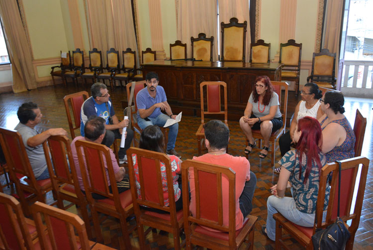 Professores reclamam de diário escolar digital 1 reuniao marcelo