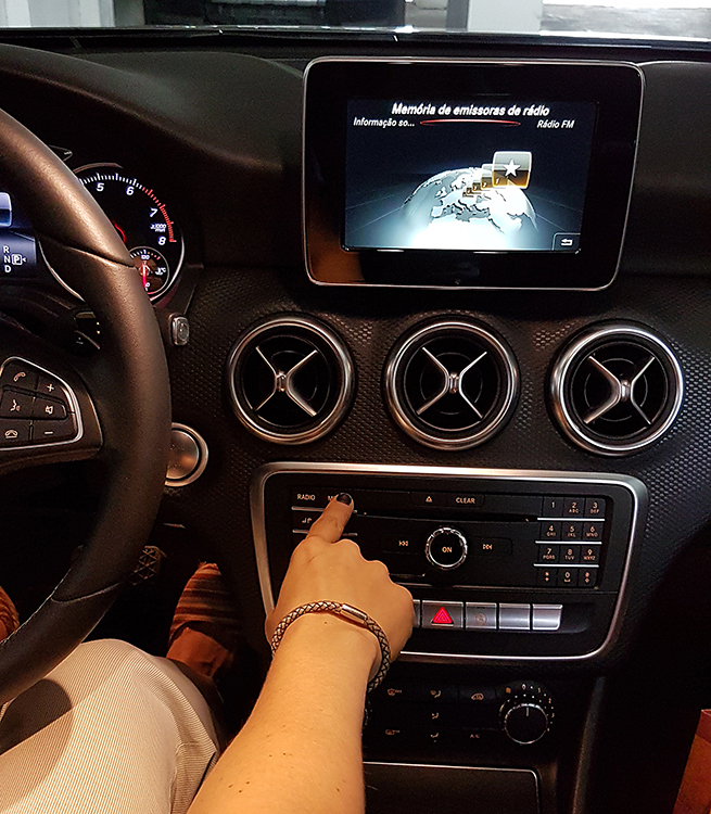 Tecnologia no carro é bom, mas exige prudência 1 tela priamo