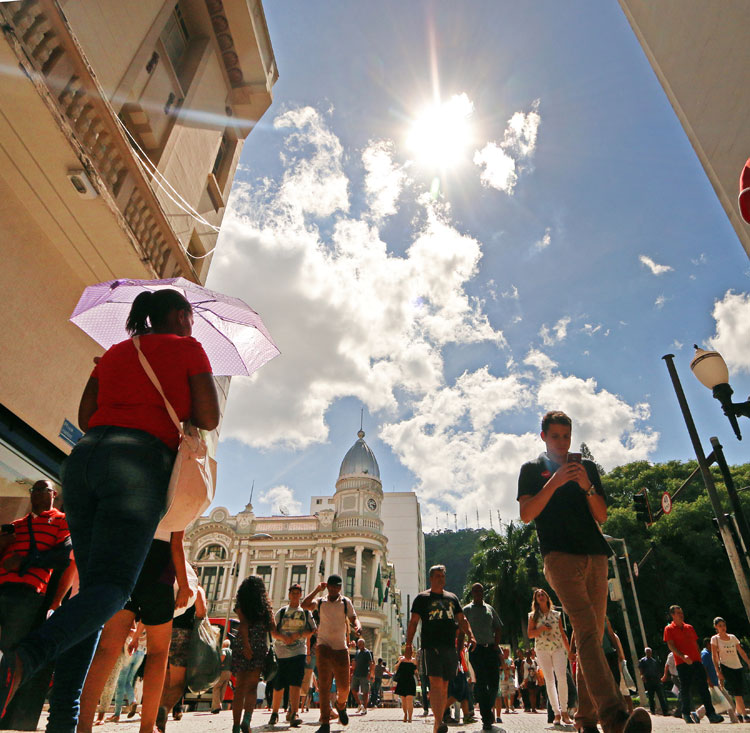 Expectativa de chuvas marca início do verão 2 tempo 2 léo