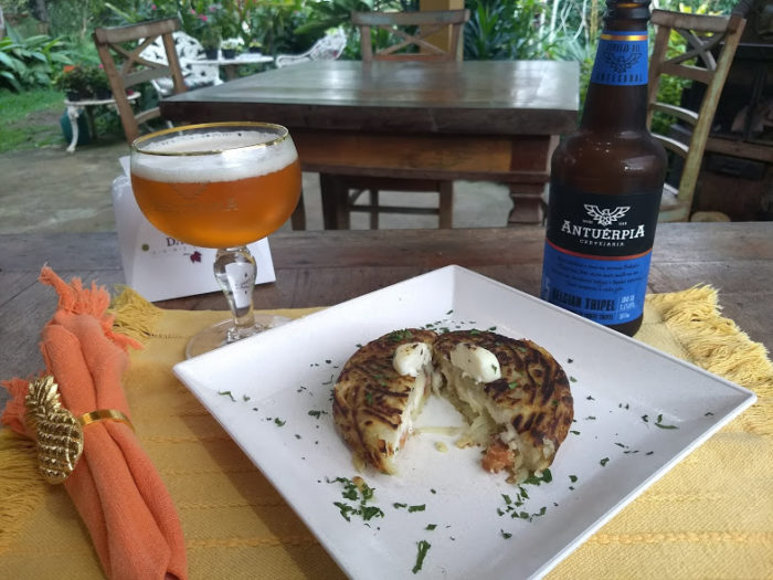 Requeijões Gourmet harmonizados com Cervejas Antuérpia 6 Batata Rosti com Belgian Tripel