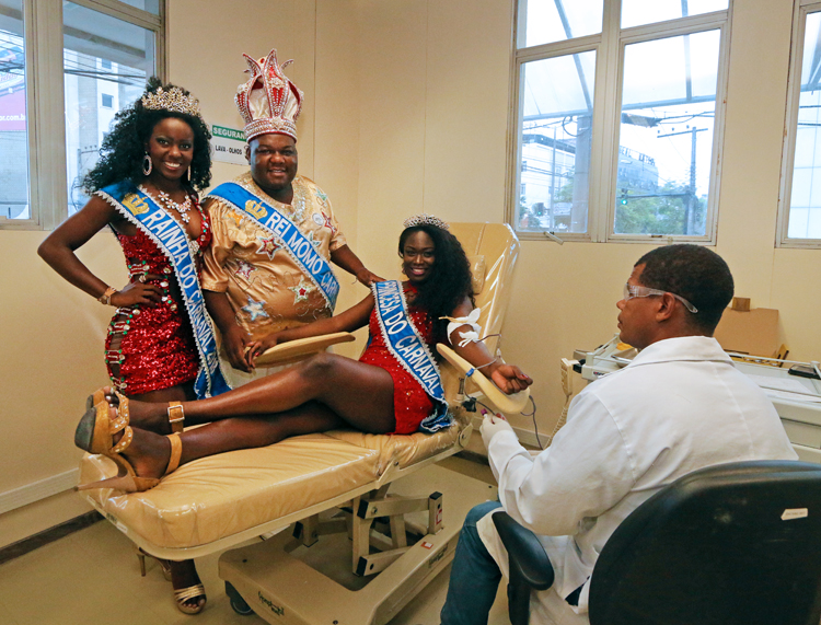 Corte do Carnaval participa de campanha para doação de sangue 2 Doação Corte Leo