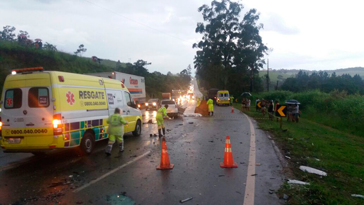Batidas frontais deixam 5 mortos na BR-040 3 acidnete carandái 2 crédito PRF
