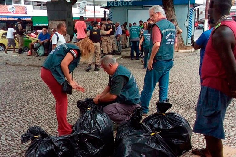 Fiscalização, Guarda e PM atuam na Praça do Riachuelo 2 fiscalização capa olavo