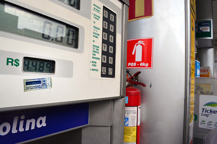 Gasolina está 15% mais cara em Juiz de Fora 2 gasolina olavo 2