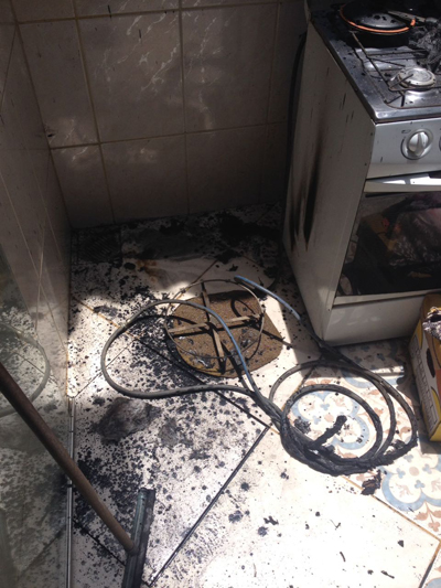Botijão de gás pega fogo e destrói parte de casa em São João del-Rei 1 incêndio no botijão em SJDR 1 bombeiros
