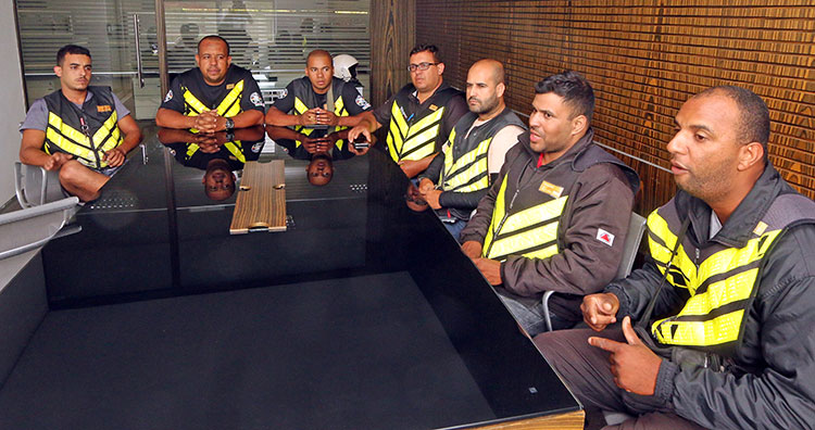 Motoboys restringem locais de entrega em Juiz de Fora 1 motoentregadores leoo