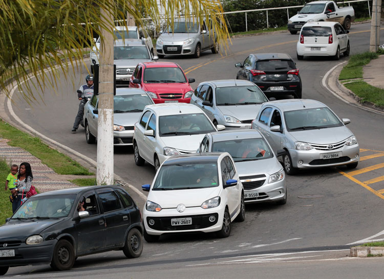 (Foto: Fernando Priamo) rotatória