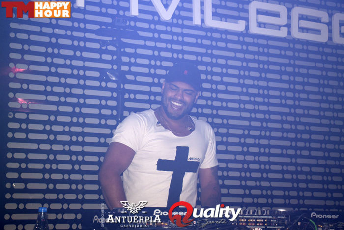 Yuri Martins 53 tmhappyhour IMG 4343