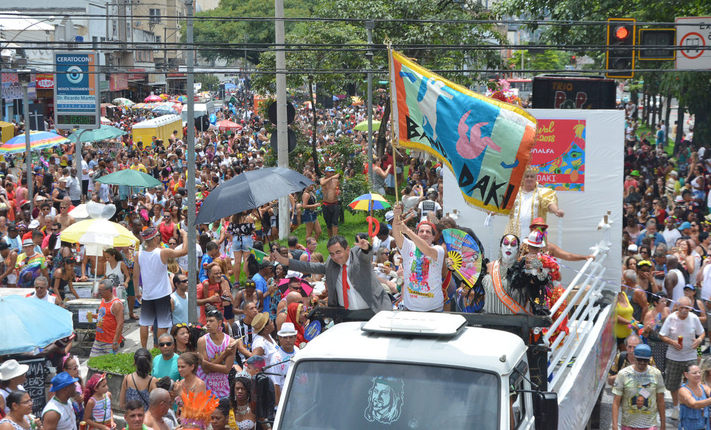 Banda Daki leva irreverência e bom humor à Avenida Rio Branco 3 banda daki capa do site