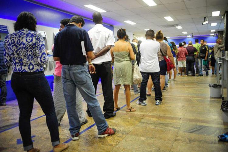 Contas que venceram no carnaval podem ser pagas nesta quarta-feira 1 conta FotoTomaz Silva Agência Brasil e1518623943803
