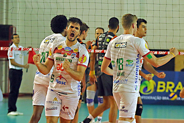 JF Vôlei vence o Maringá por 3 a 0 na UFJF 1 jf volei dentro vale esta