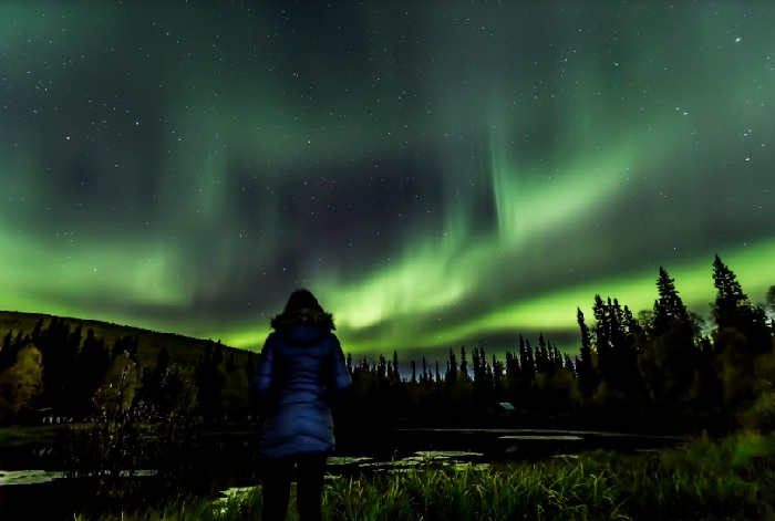 Volta ao mundo a bordo de uma casa sobre rodas 6 Aurora Boreal no Alaska