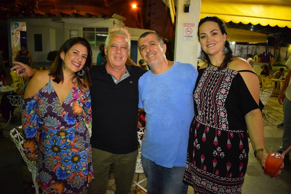 Denise-Fonseca-com-o-diretor-social-Carlos-Eduardo-Dagosto-ELi-Cunha-com-Rosy-Cunha Denise-Fonseca-com-o-diretor-social-Carlos-Eduardo-Dagosto-ELi-Cunha-com-Rosy-Cunha