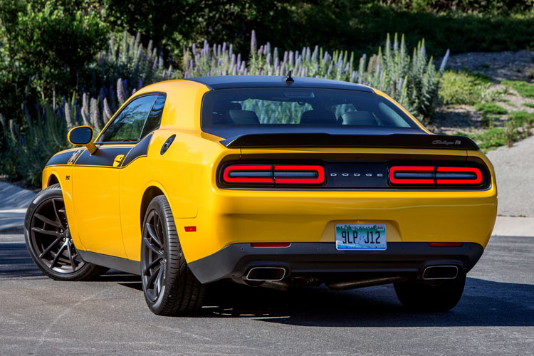 Dodge Challenger T/A: retrô, musculoso e tecnológico 2 Dodge03