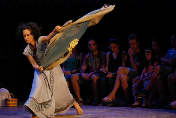 Teatro Paschoal recebe 12 peças locais e nacionais em abril 1 Header SerEstando Mulheres fotos Arthur Amaral Espetáculo Teatro Matilda My 1440x964