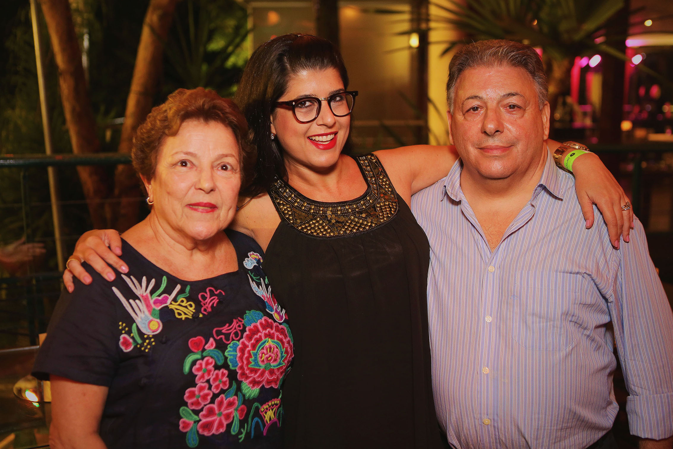 Joaquininha e Antônio José Giudice com a filha Raquel, no Privilège 1 Joaquininha e Antônio José Giudice com a filha Raquel, no Privilège Foto: Wanderson Monteiro
