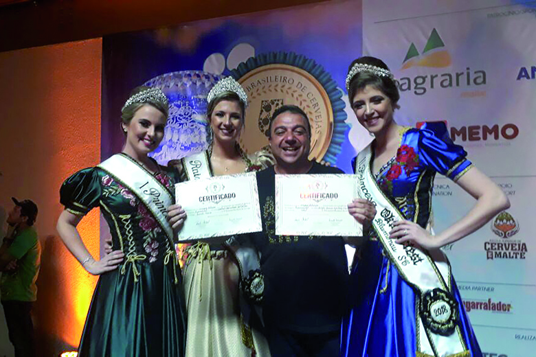 Quatro cervejas de JF entre as melhores do Brasil 5 Premiação Antuerpia Mestre Cervejeiro Giancarllo destacada