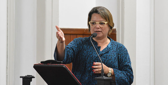 Proposta quer ampliar abrangência de lei que fecha bares mais cedo 1 carla pires marcelo