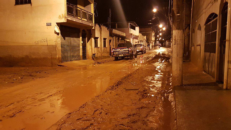 chuva-em-ubá-prefeitura3 chuva-em-ubá-prefeitura3