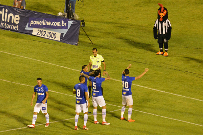 Tupi perde por 1 a 0 para o Cruzeiro no Municipal 3 gol docruzeiro