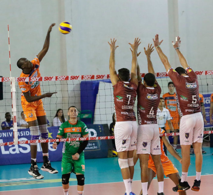 JF Vôlei perde na despedida de sua torcida 1 jf volei 1